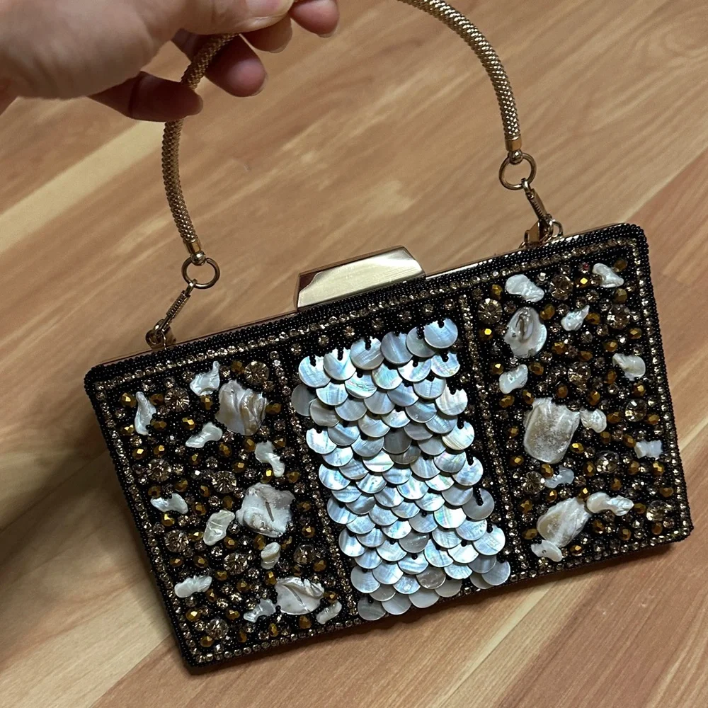 Seashell Crafts Clutch Bag - Picture 5 of 7